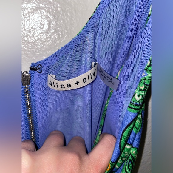 Alice + Olivia Delora Spaghetti Strap Spring Paisley Midi Dress Women's Size 6 - Picture 2 of 4